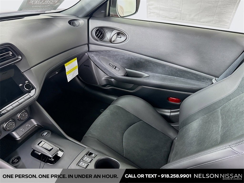 New 2025 Nissan Z Performance w/ Floor Mat Package image 24