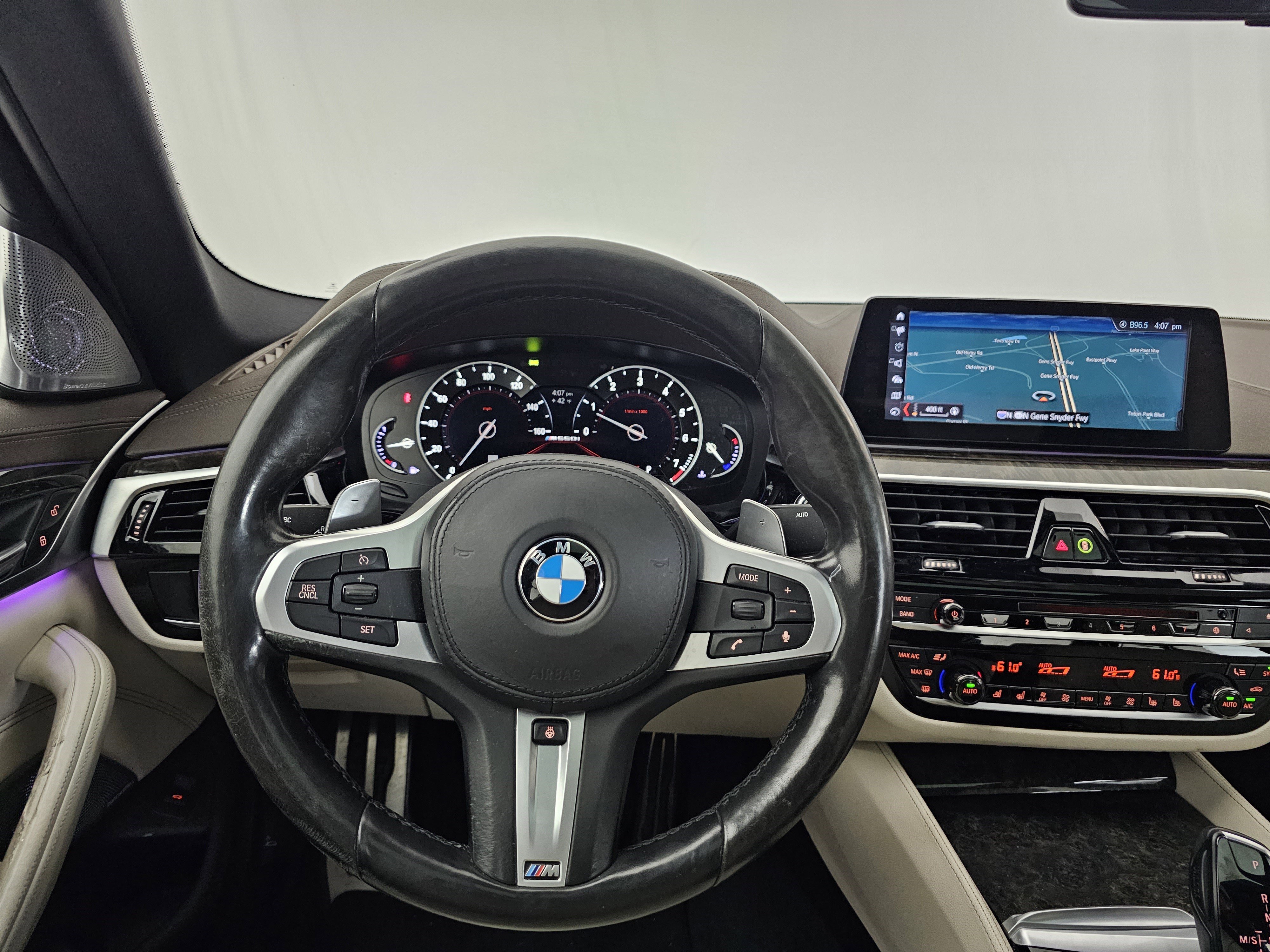 Used 2018 BMW M550i xDrive image 7