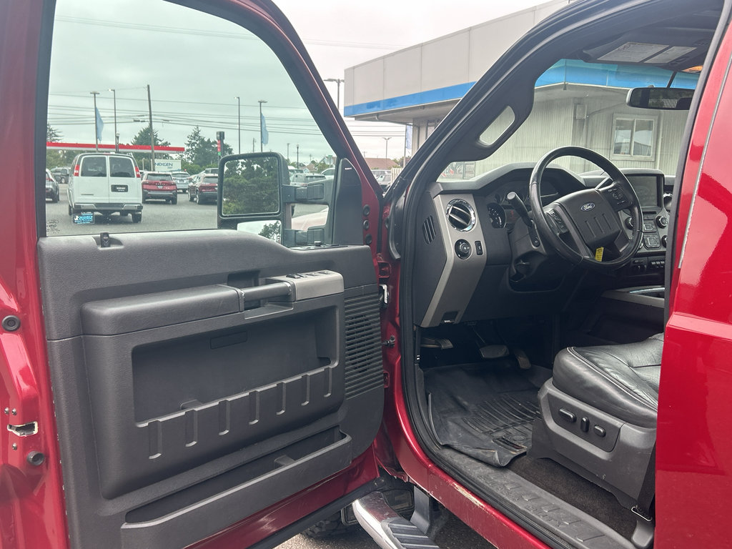Used 2014 Ford F350 Lariat w/ Lariat Ultimate Package AWD/4WD image 13