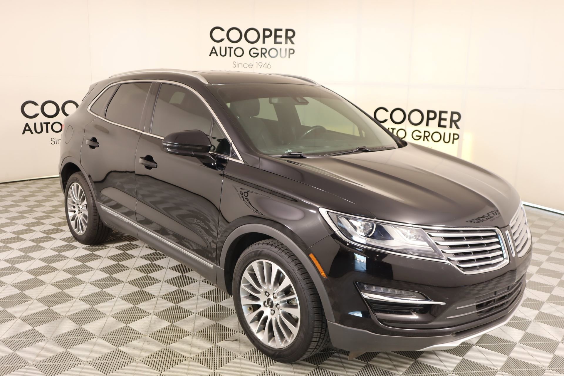 Used 2017 Lincoln MKC Reserve w/ Lincoln MKC Climate Package image 1