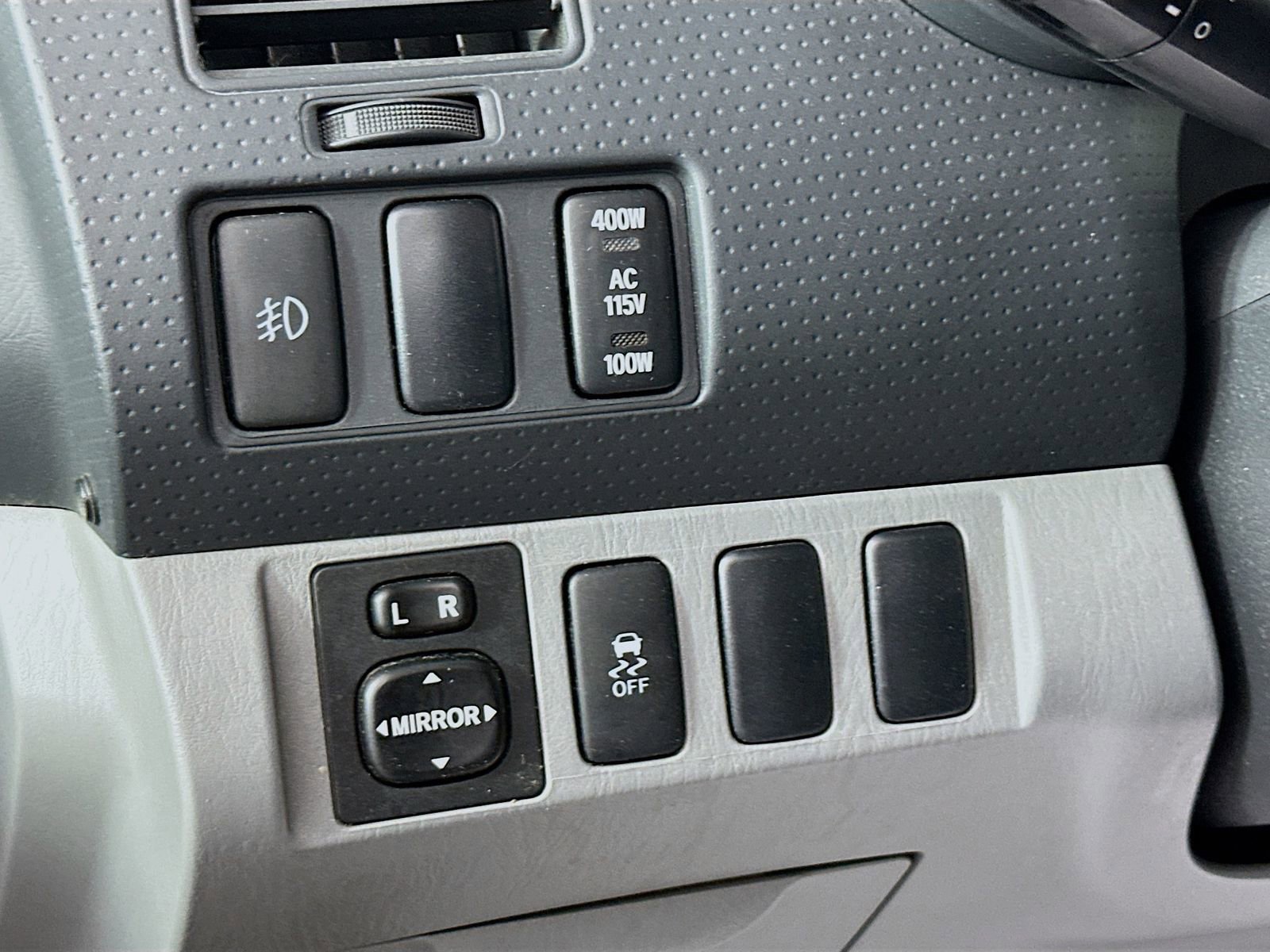 Used 2011 Toyota Tacoma PreRunner w/ TRD Sport Pkg RWD image 10