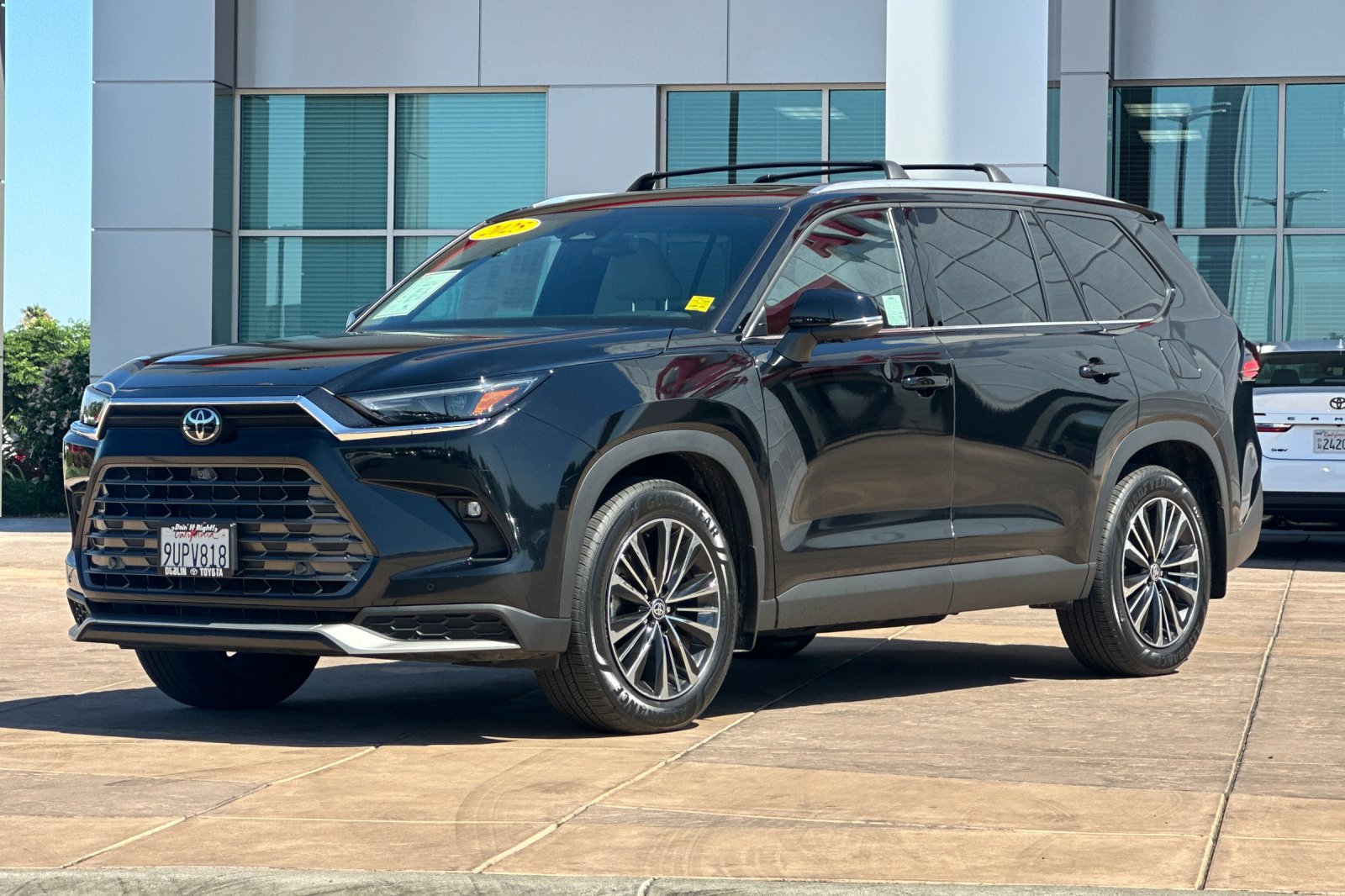 Certified 2025 Toyota Grand Highlander AWD Hybrid image 10