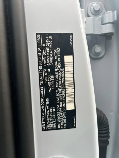 Certified 2025 Volvo XC40 B5 Core AWD/4WD image 30