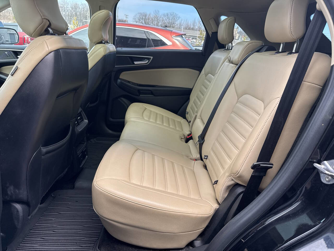 Used 2017 Ford Edge SEL w/ Equipment Group 201A AWD/4WD image 13