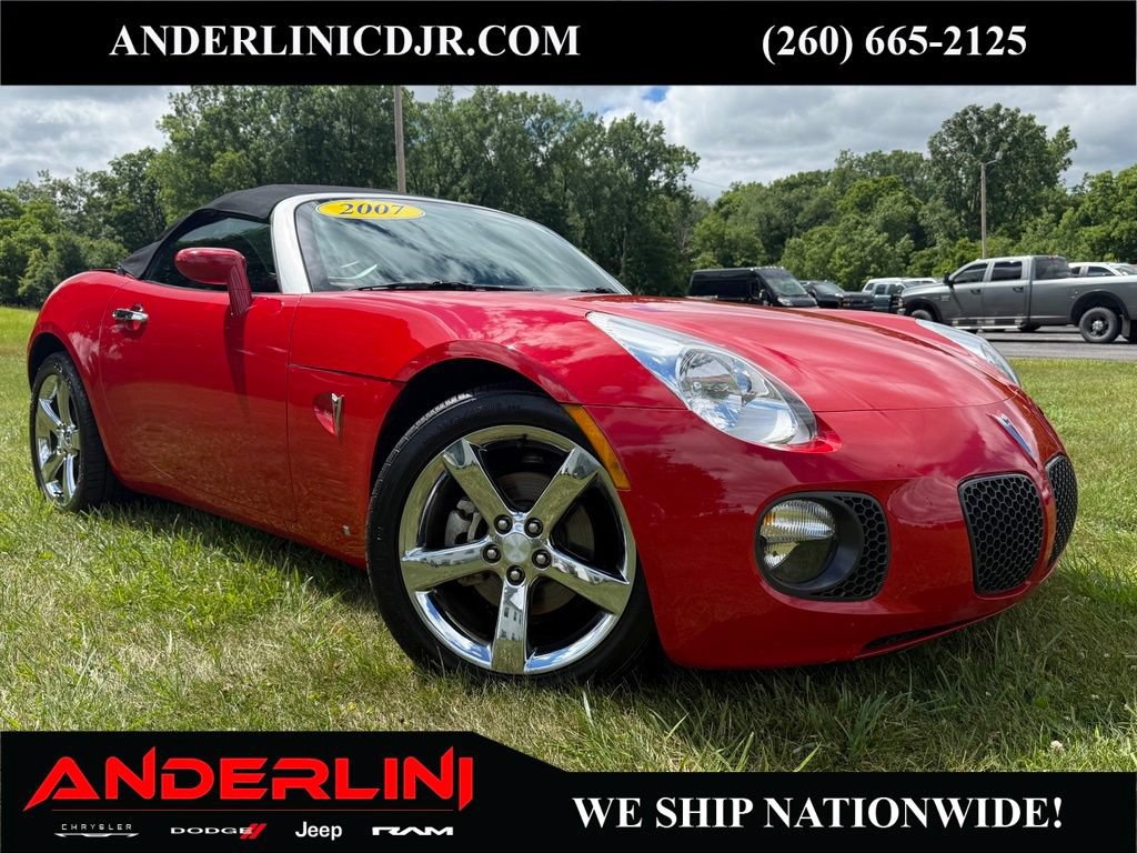 Used 2007 Pontiac Solstice GXP w/ Premium Package RWD image 1