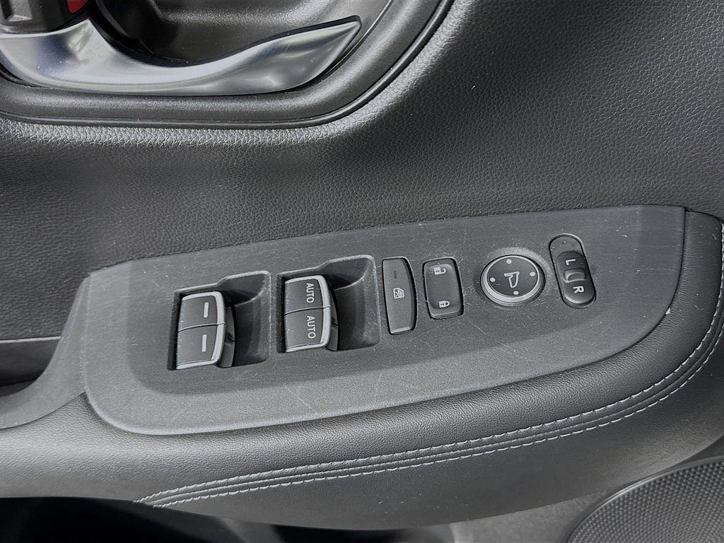 Certified 2023 Honda HR-V EX-L image 25