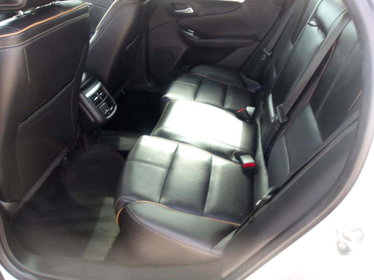 Used 2019 Chevrolet Impala Premier FWD image 17