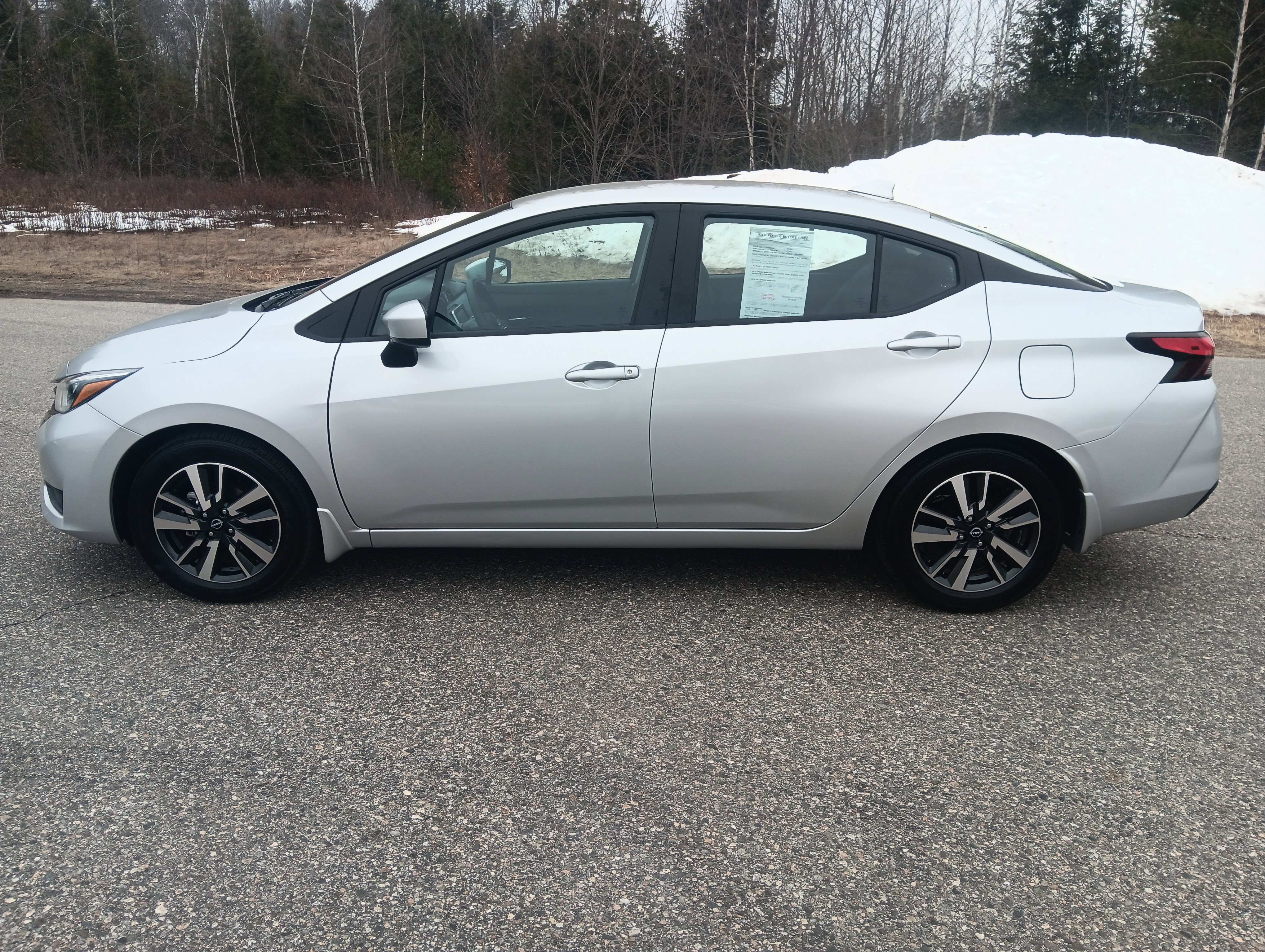 Certified 2025 Nissan Versa SV w/ Trunk Package image 8