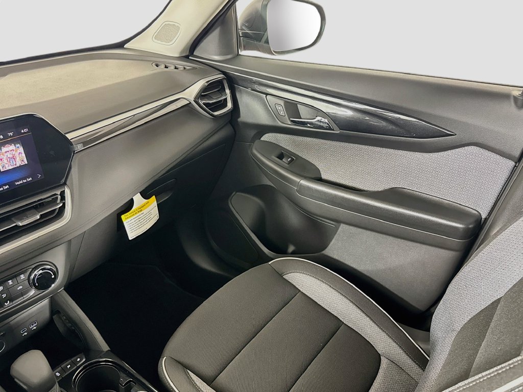New 2026 Chevrolet TrailBlazer LS FWD image 24