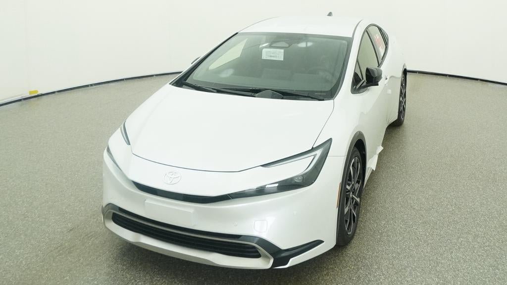 New 2027 Toyota Prius Plug-In Hybrid FWD image 16