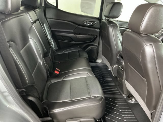 Used 2023 GMC Acadia SLT AWD/4WD image 19