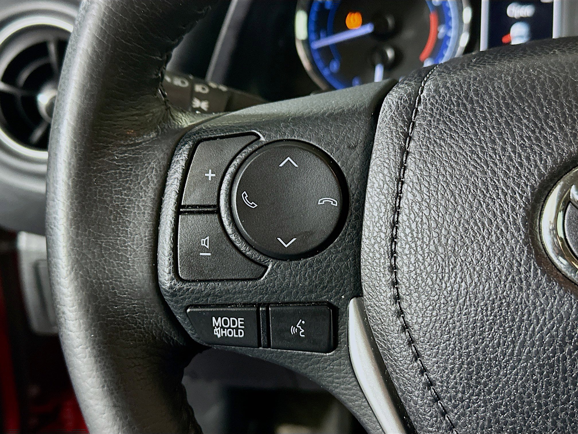 Used 2018 Toyota Corolla SE image 16