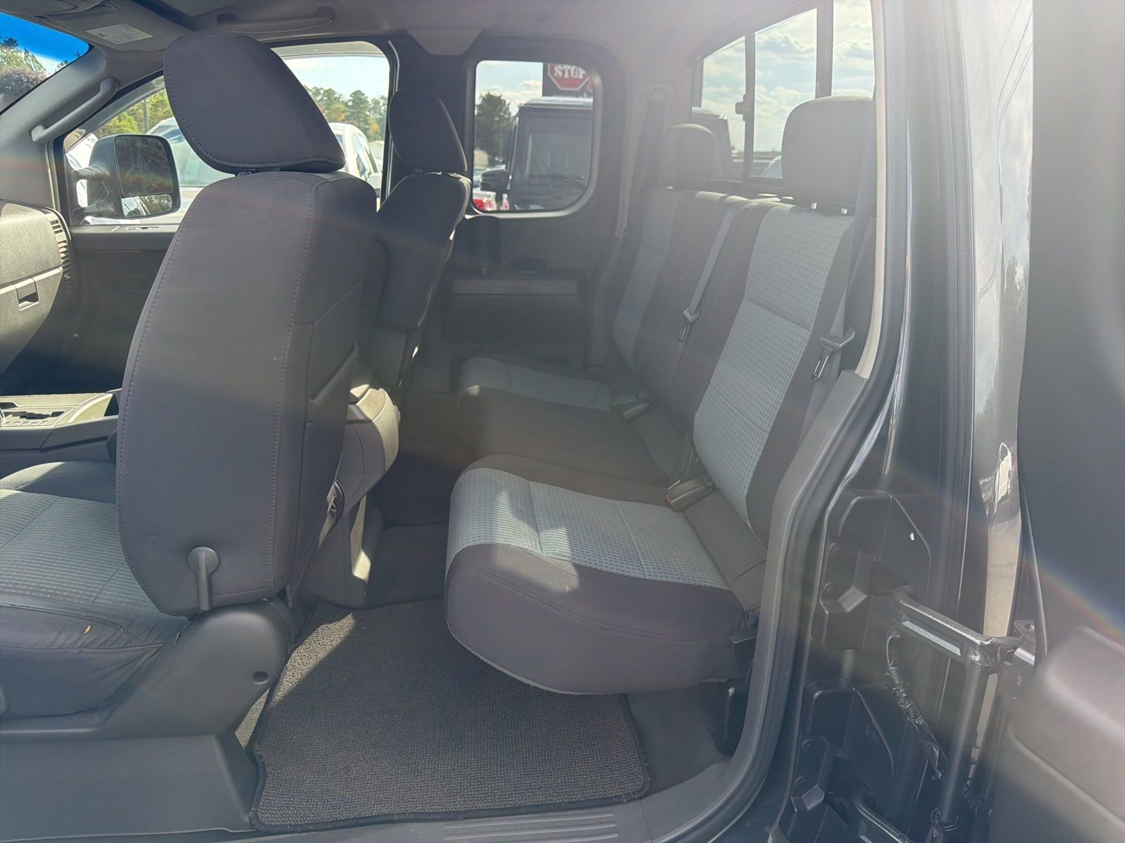 Used 2006 Nissan Titan SE image 10