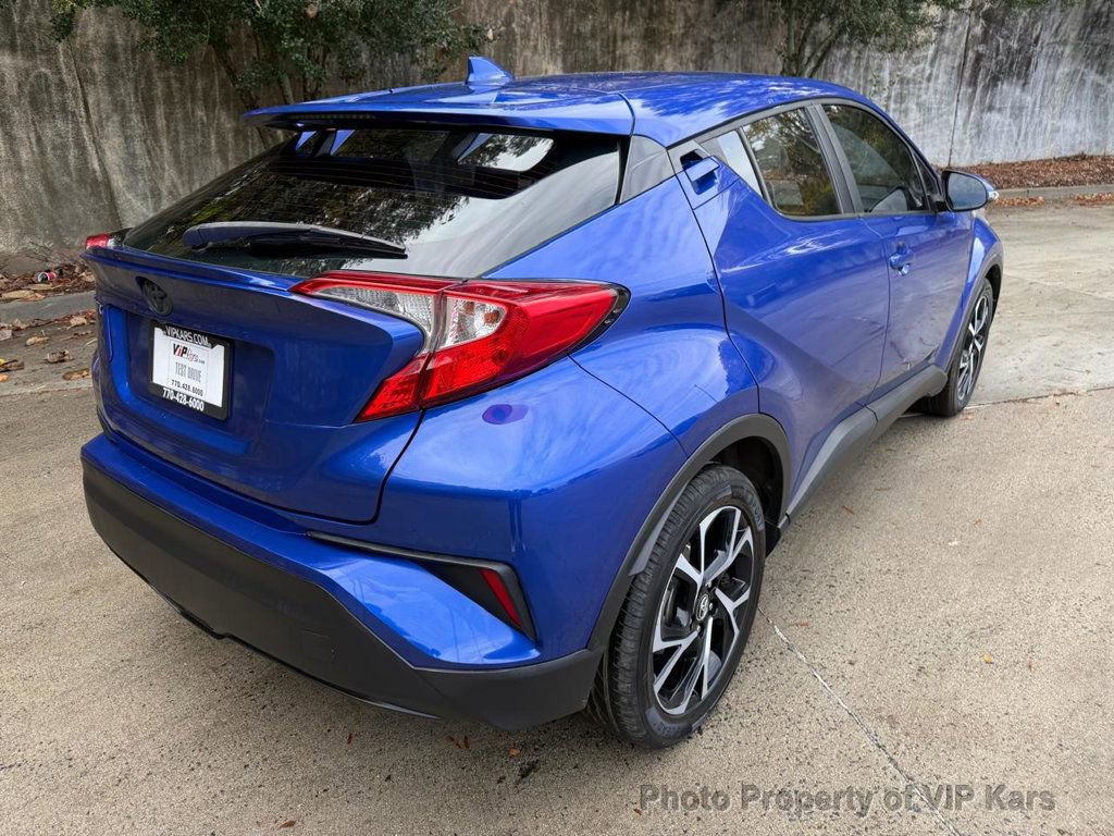 Used 2018 Toyota C-HR XLE image 5