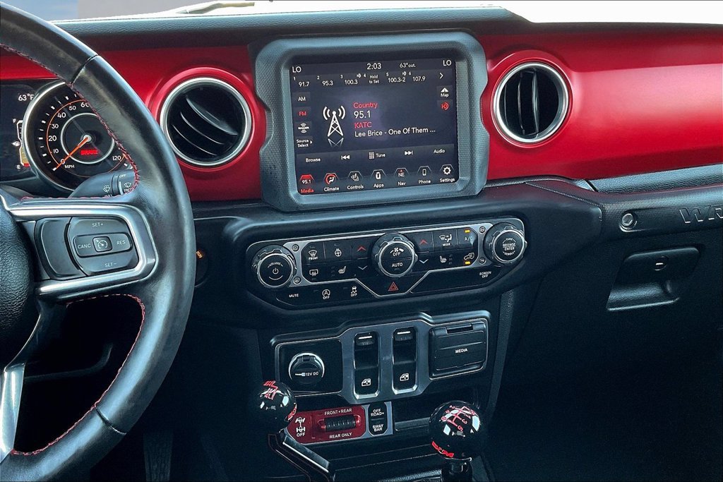 Used 2023 Jeep Wrangler Rubicon w/ Cold Weather Group AWD/4WD image 9