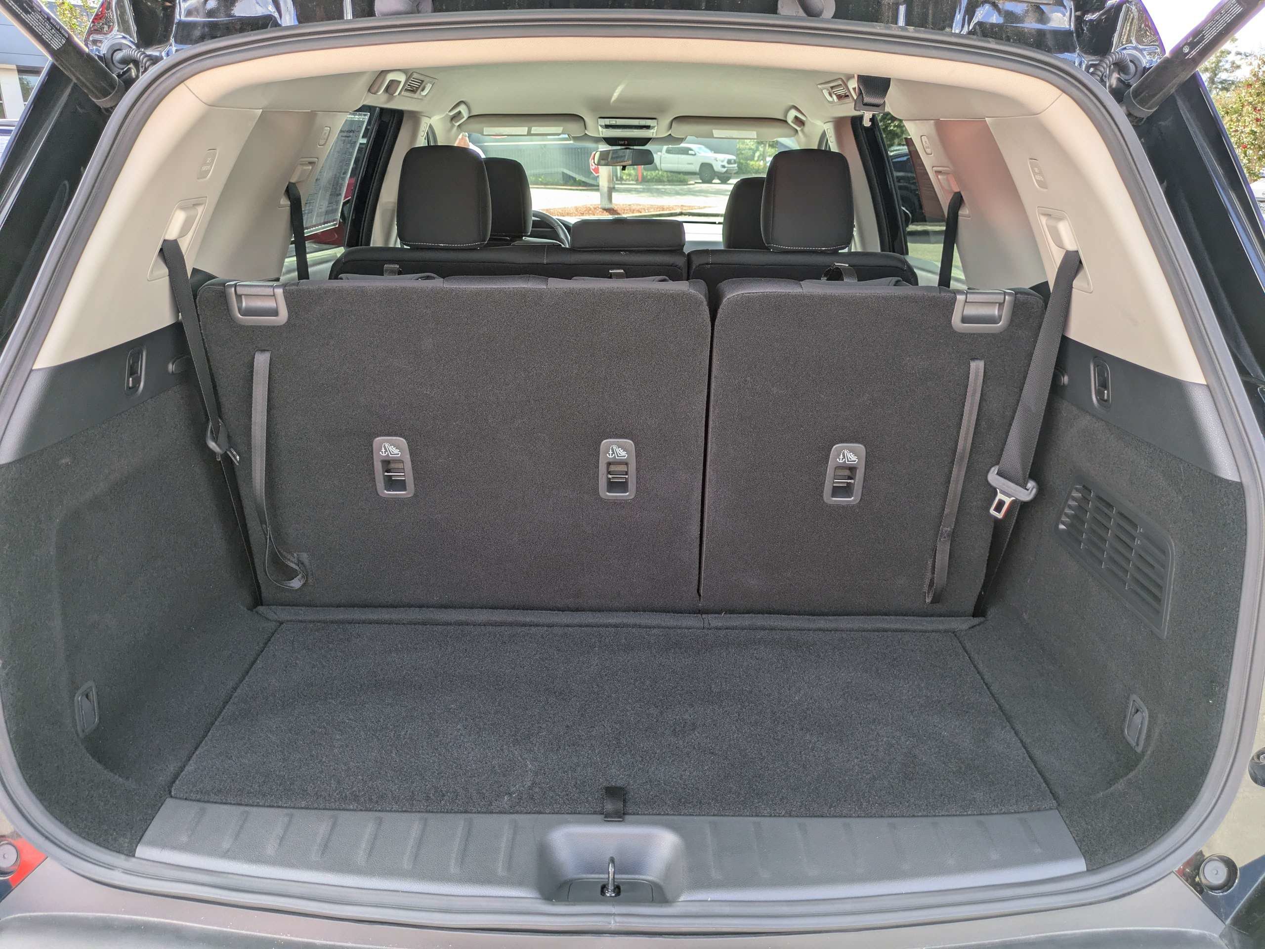 Certified 2025 Nissan Pathfinder SV AWD/4WD image 13