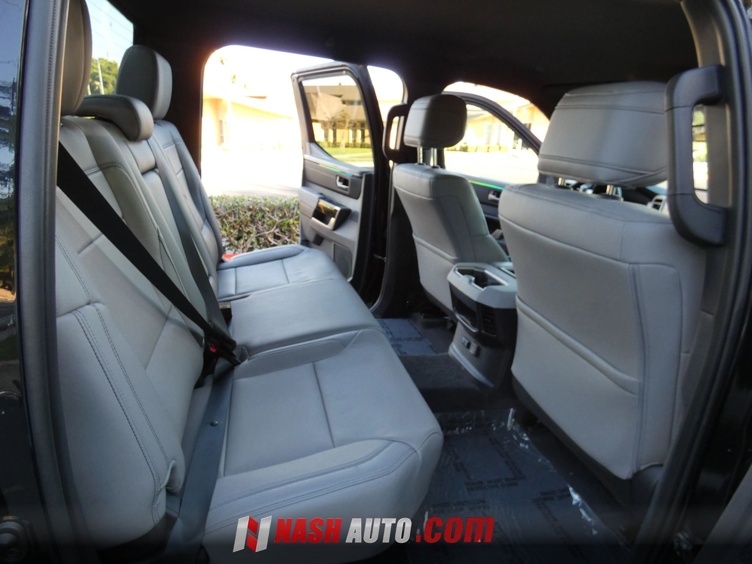 Used 2026 Toyota Tundra Limited AWD/4WD image 40