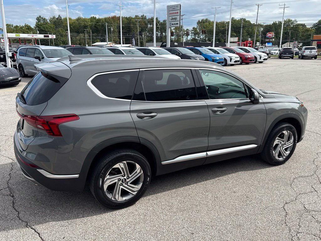 Used 2021 Hyundai Santa Fe SEL w/ Cargo Package AWD/4WD image 7