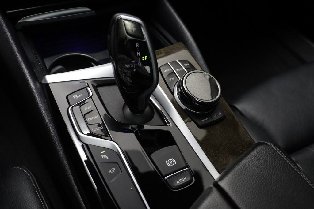 Used 2020 BMW 540i xDrive AWD/4WD image 12