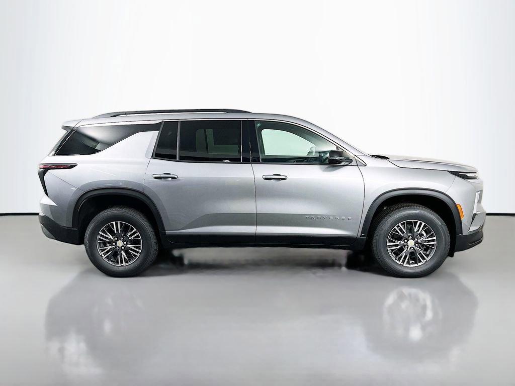 New 2026 Chevrolet Traverse LT w/ LPO, Floor Liner Package image 4