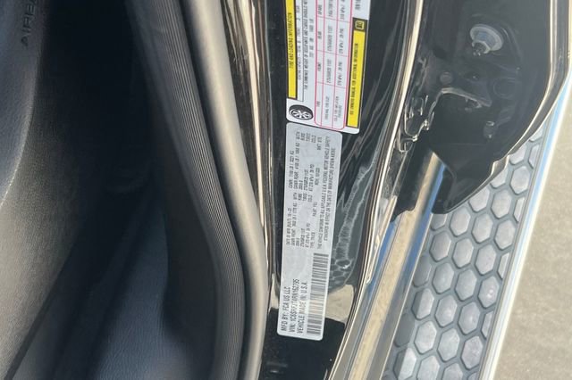 Used 2024 RAM 1500 Laramie AWD/4WD image 40