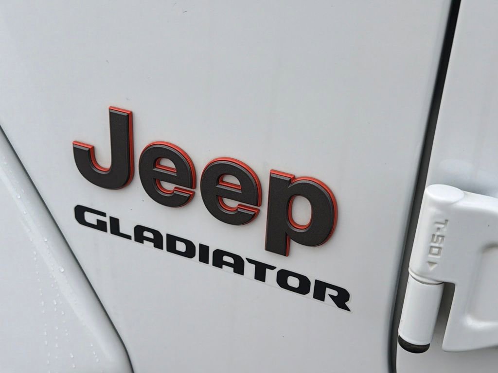 Used 2021 Jeep Gladiator Mojave w/ Cold Weather Group image 11