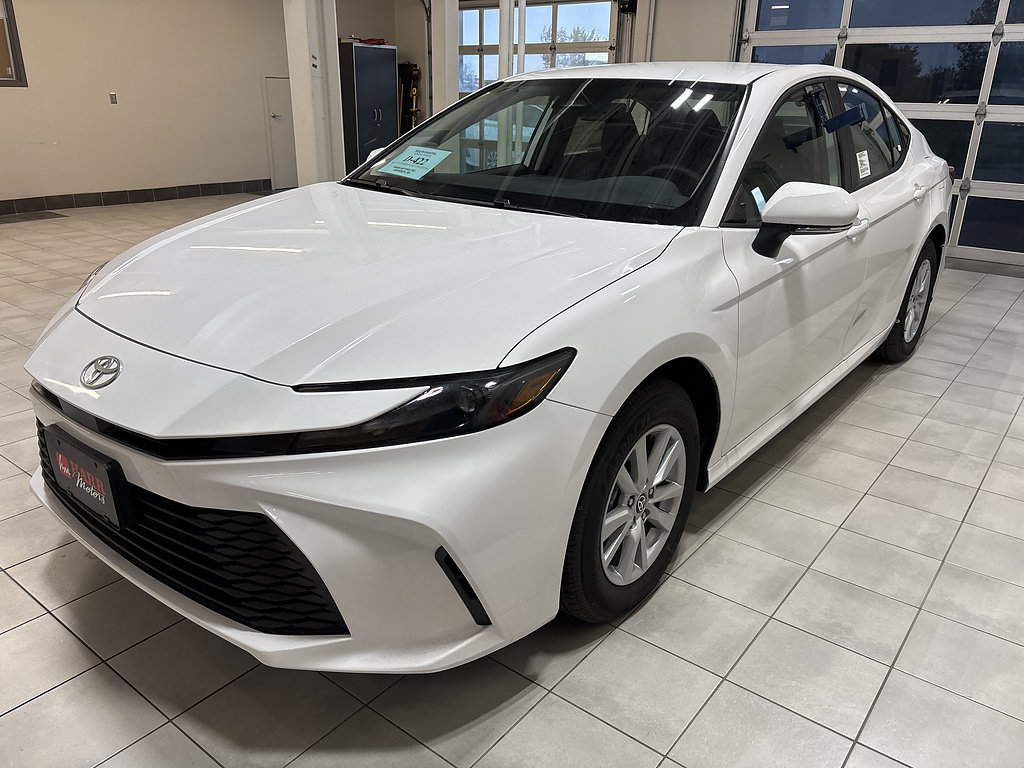 New 2026 Toyota Camry LE w/ Convenience Package