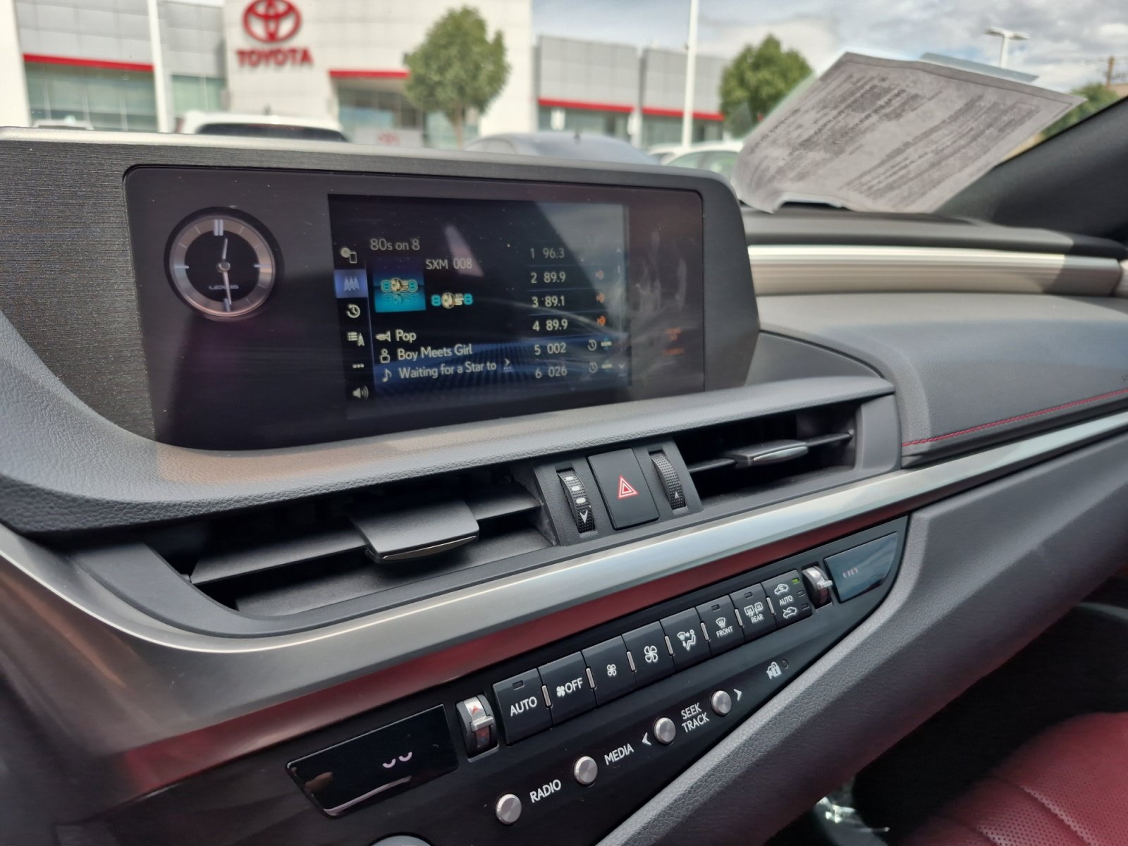 Used 2020 Lexus ES 350 F Sport w/ Accessory Package 2 FWD image 11