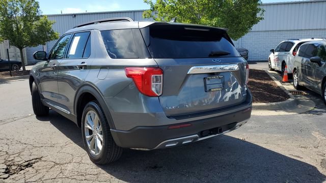 Used 2023 Ford Explorer XLT w/ Equipment Group 202A AWD/4WD image 23
