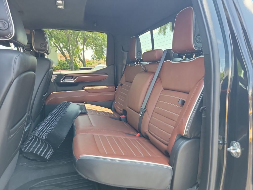 Used 2024 GMC Sierra 1500 Denali Ultimate AWD/4WD image 15