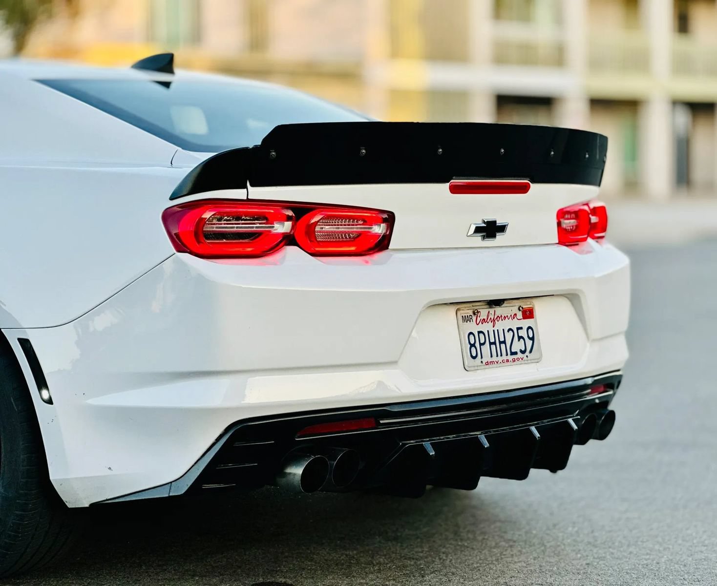Used 2020 Chevrolet Camaro LT RWD image 7