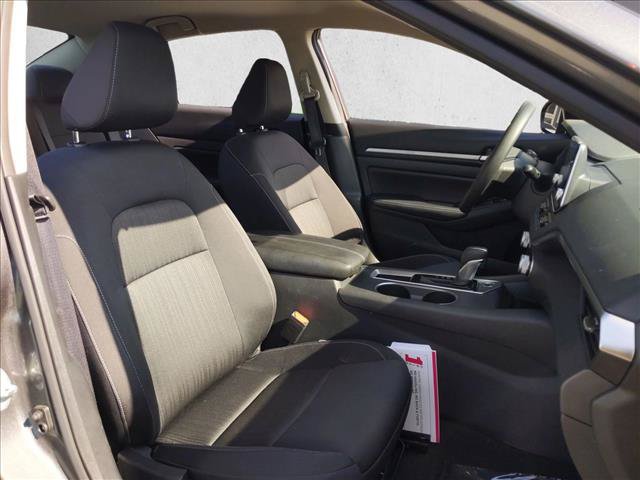 Used 2022 Nissan Altima 2.5 SV FWD image 20