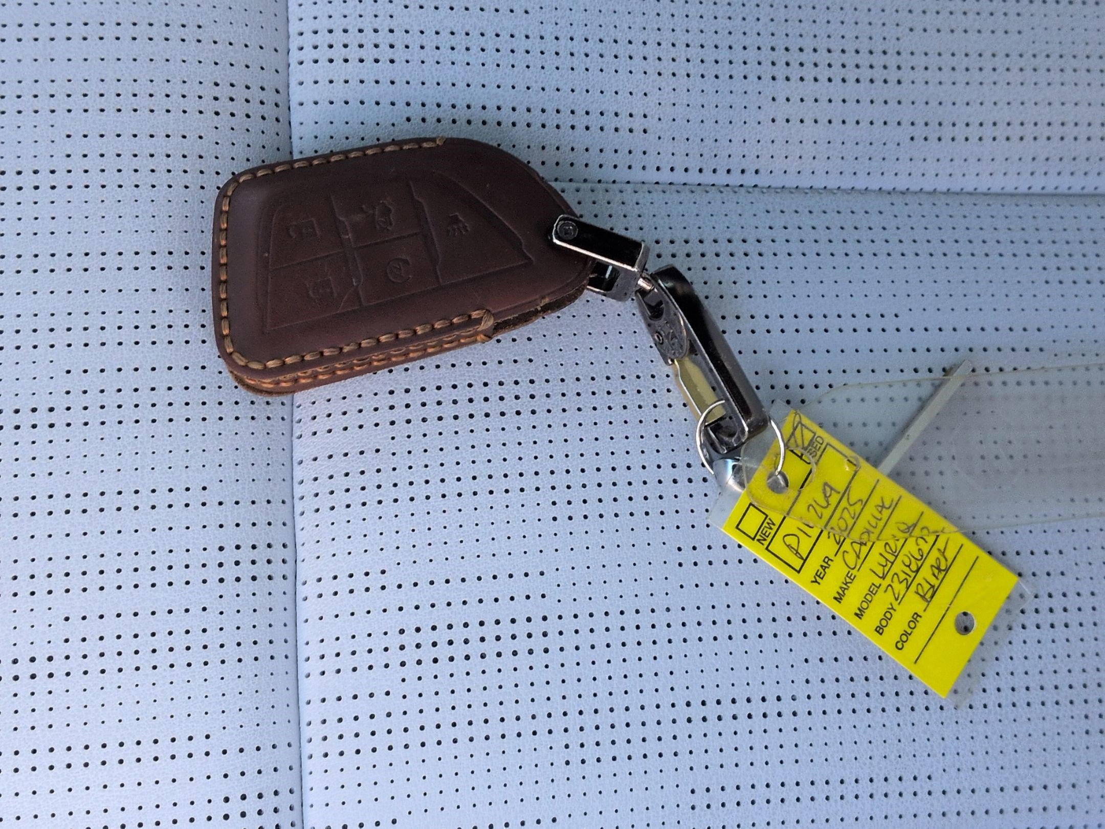 Used 2025 Cadillac Lyriq Sport image 33