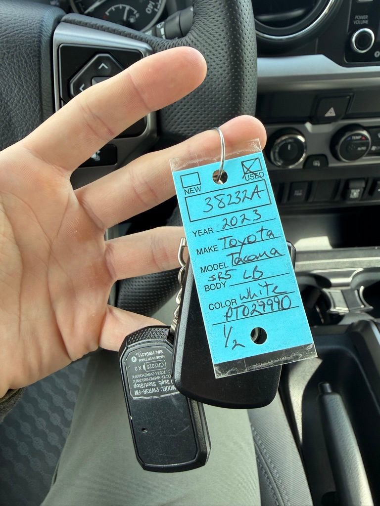 Used 2023 Toyota Tacoma SR5 w/ Technology Package image 36