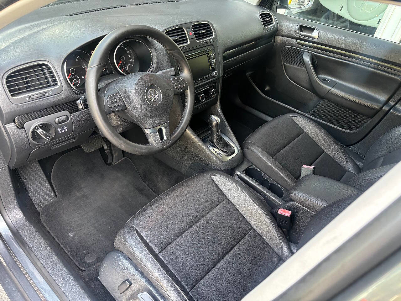 Used 2013 Volkswagen Jetta TDI image 11