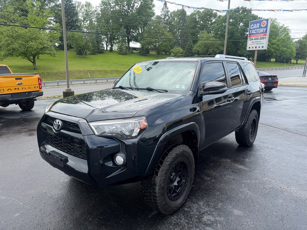 Used 2018 Toyota 4Runner SR5 Premium AWD/4WD image 1
