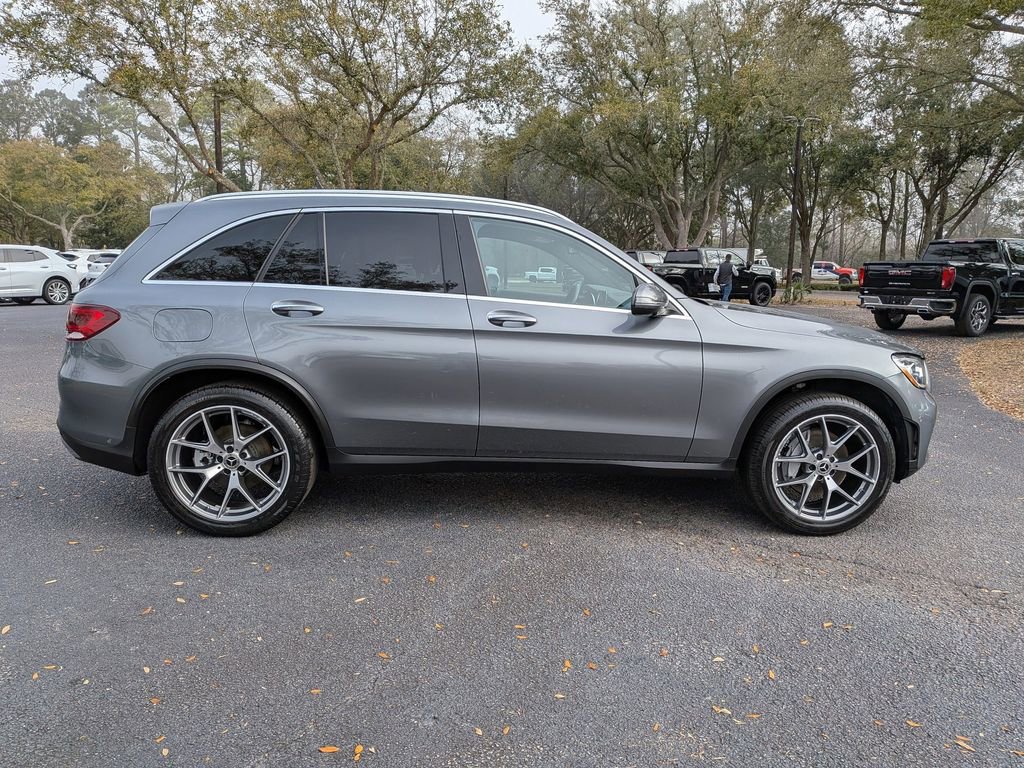 Used 2021 Mercedes-Benz GLC 300 4MATIC w/ AMG Line image 3