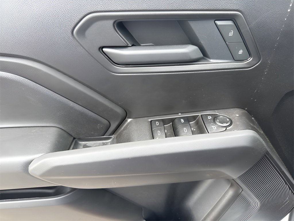 Used 2025 Chevrolet Colorado Trail Boss w/ Midnight Edition image 15