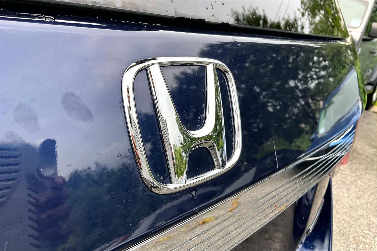 Used 2016 Honda Odyssey SE image 29