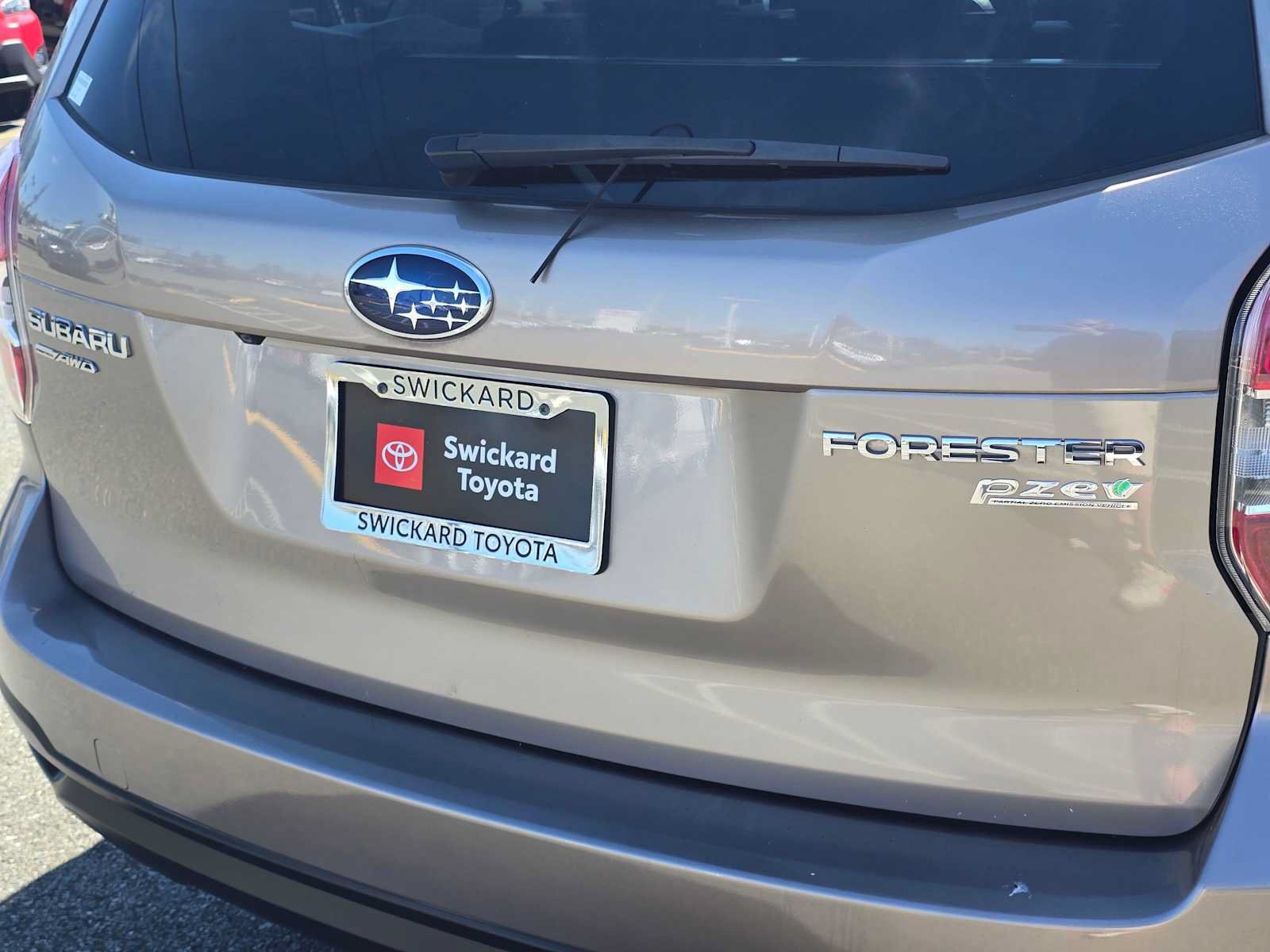 Used 2016 Subaru Forester 2.5i Limited AWD/4WD image 13