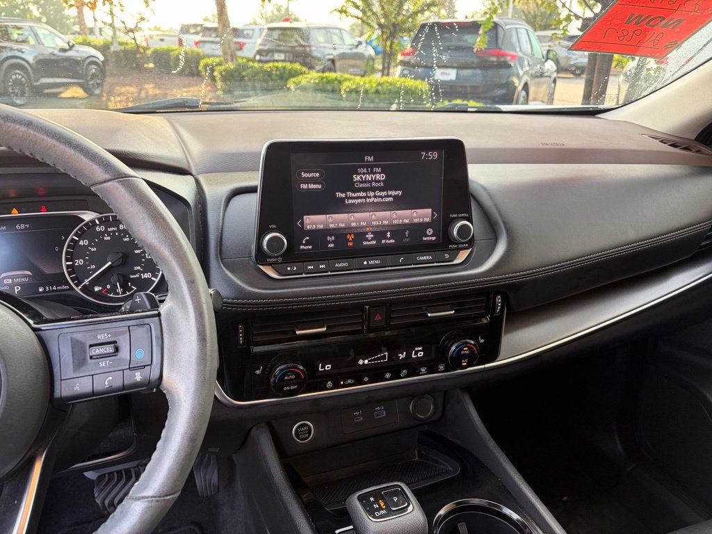 Certified 2022 Nissan Rogue SV w/ SV Premium Package FWD image 21