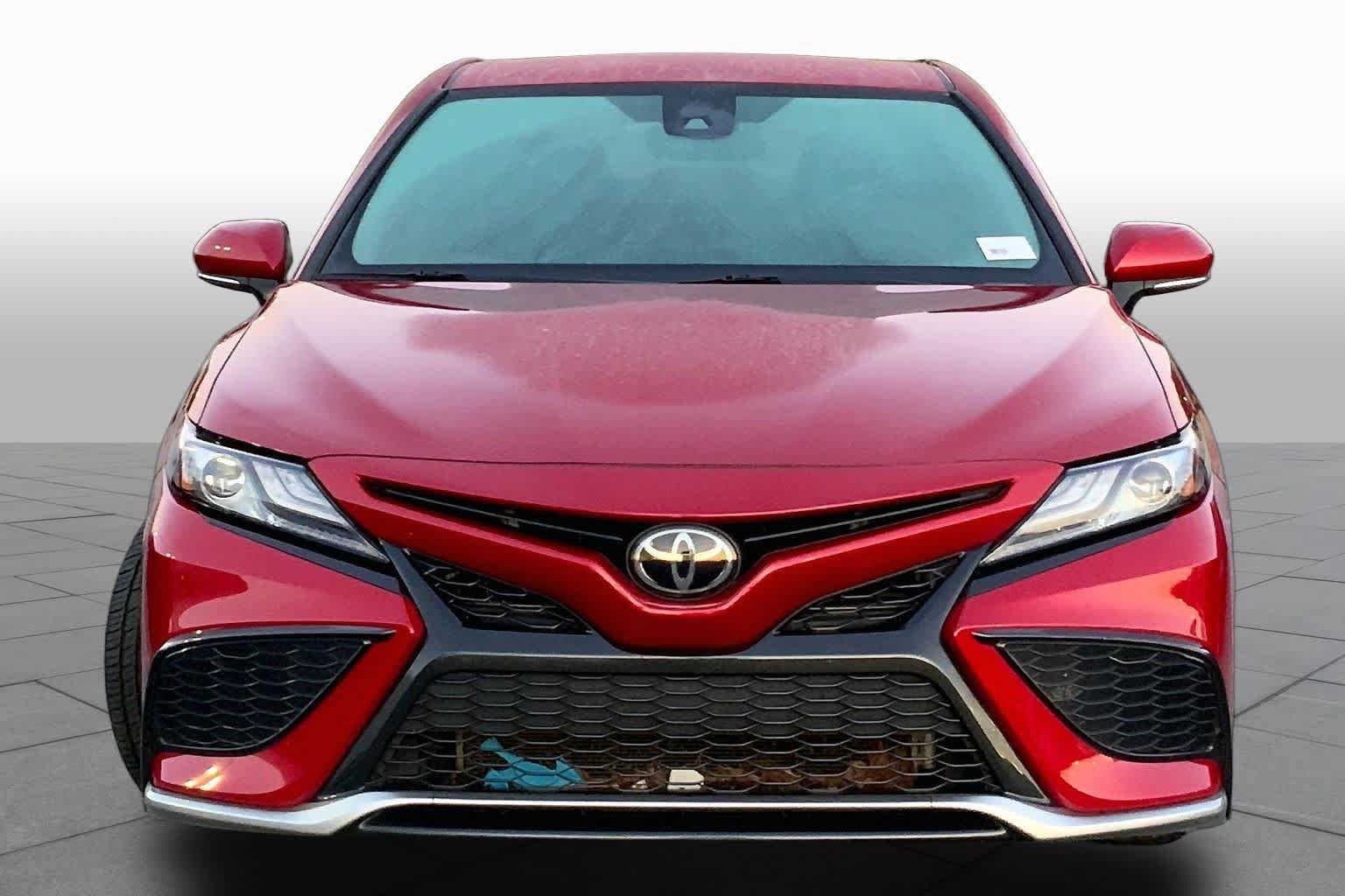 Used 2023 Toyota Camry XSE FWD image 4