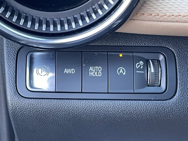 Certified 2025 Chevrolet Equinox ACTIV w/ Safety and Technology Package image 36