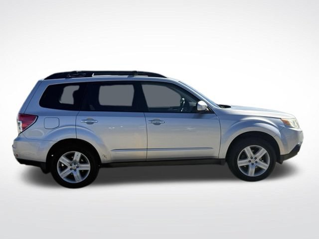 Used 2010 Subaru Forester 2.5X Limited AWD/4WD image 9