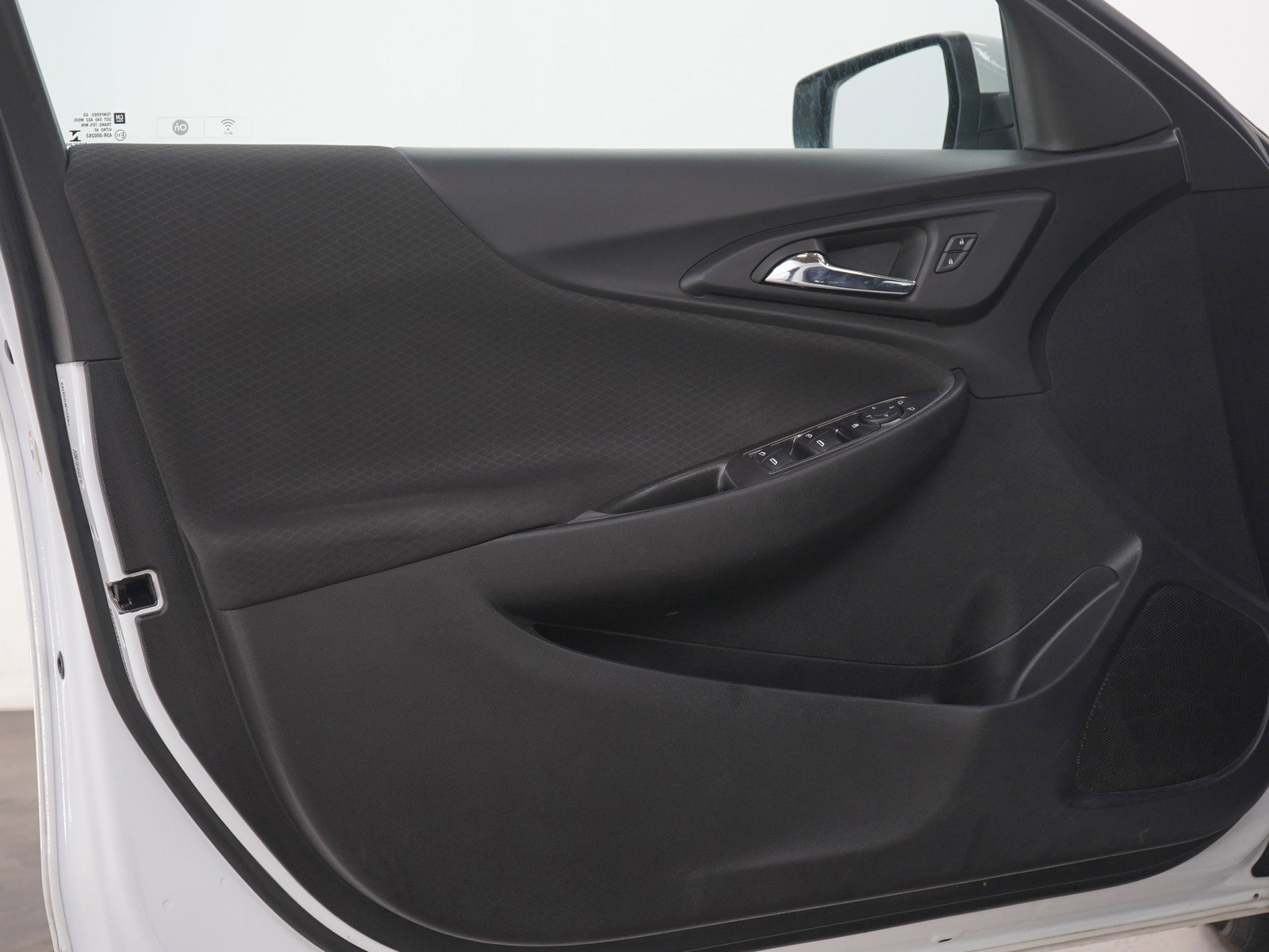 Used 2022 Chevrolet Malibu LT FWD image 18