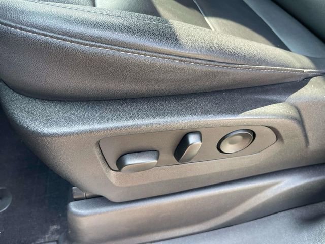 Used 2023 Chevrolet Tahoe Z71 image 31