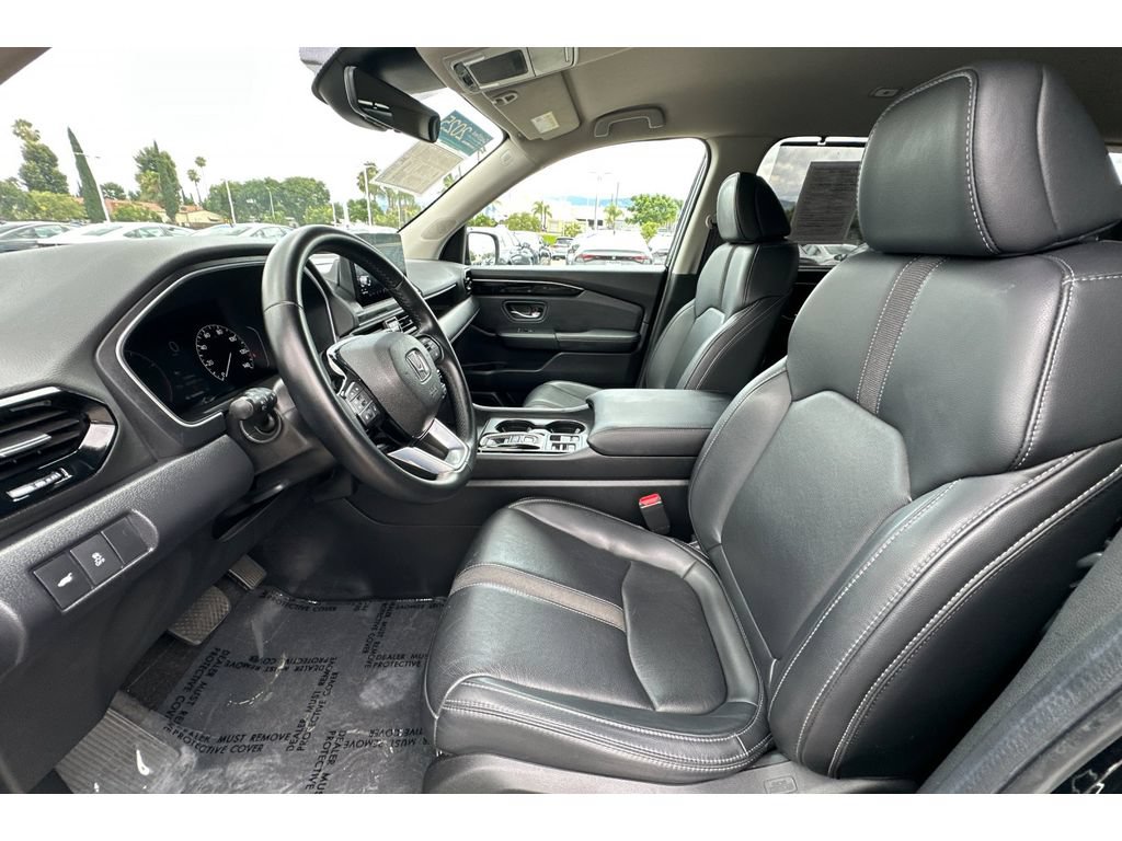 Certified 2025 Honda Pilot EX-L image 10