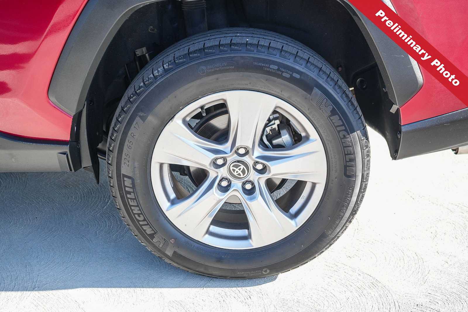 Used 2025 Toyota RAV4 XLE FWD image 10