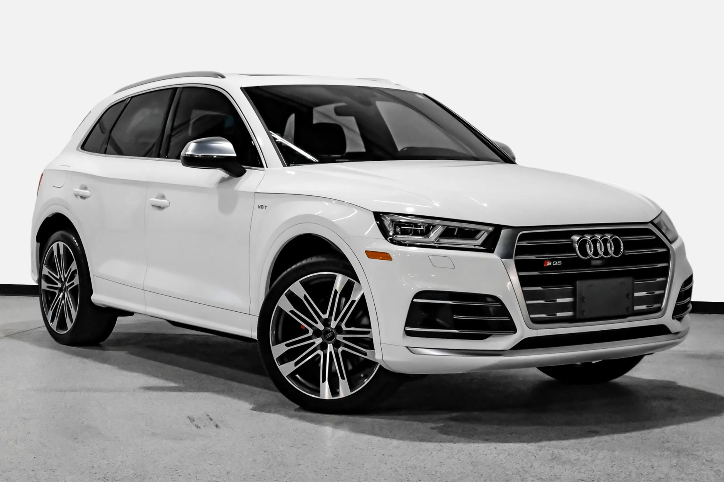 Used 2018 Audi SQ5 Prestige w/ Prestige Package AWD/4WD image 4