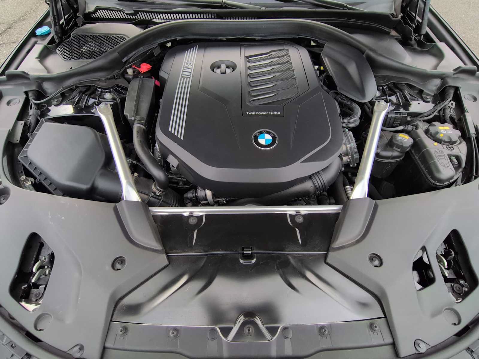 Used 2020 BMW 540i xDrive w/ M Sport Package AWD/4WD image 15